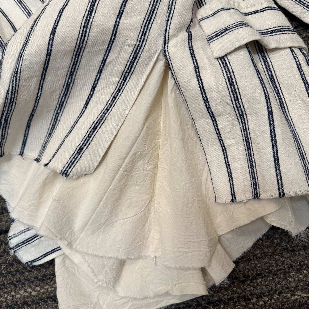 Amici By Baci Long Sleeve Striped Lightweight Blazer NWT  Size S-M-L - Picture 4 of 9